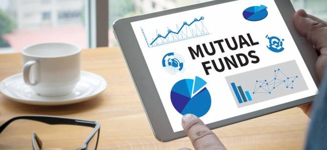 PASSIVE INVESTING: MUTUAL FUNDS VS INDEX FUNDS